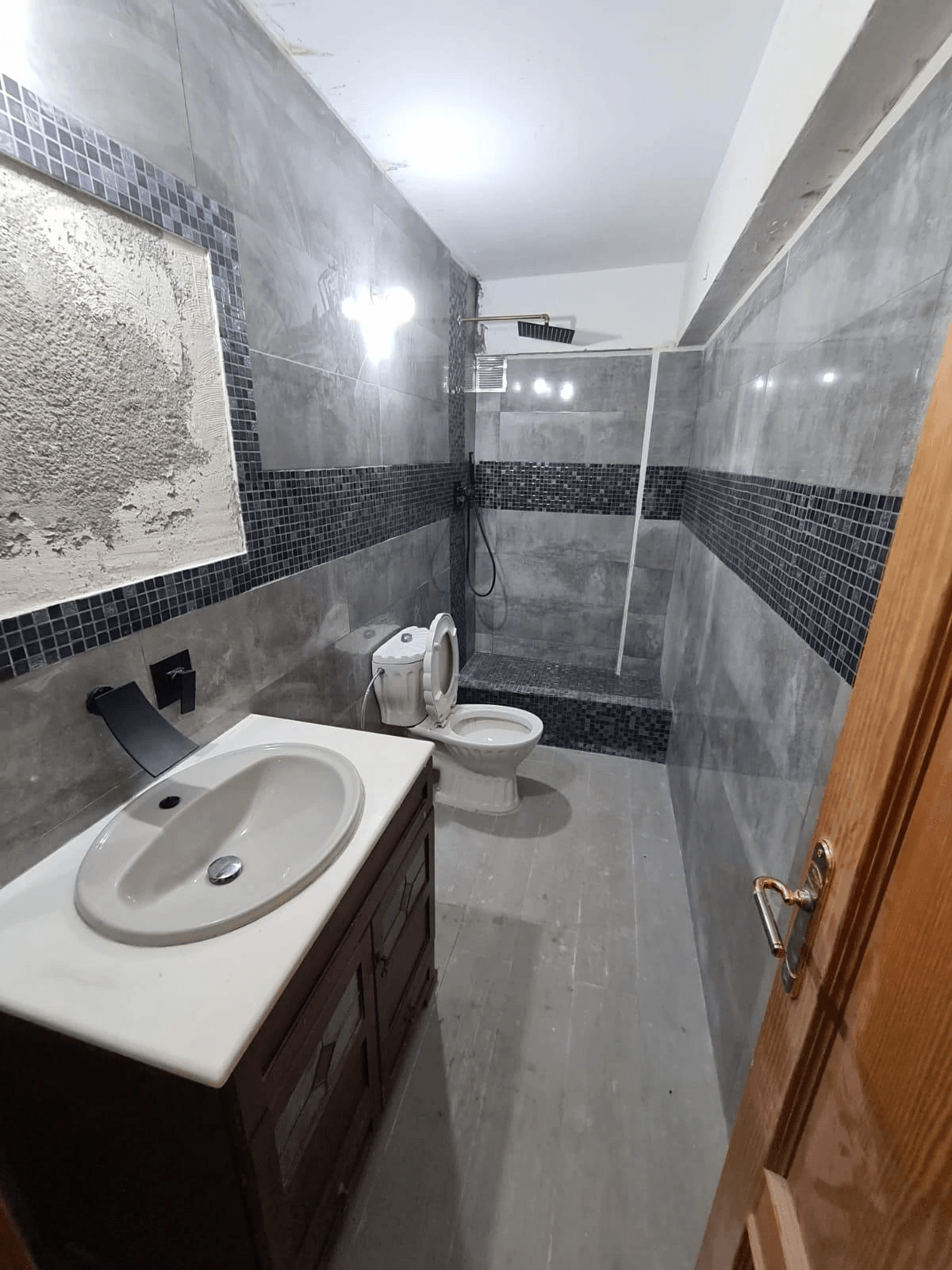 Spacious Apartment with Great Potential 5 Minutes from Ibiza