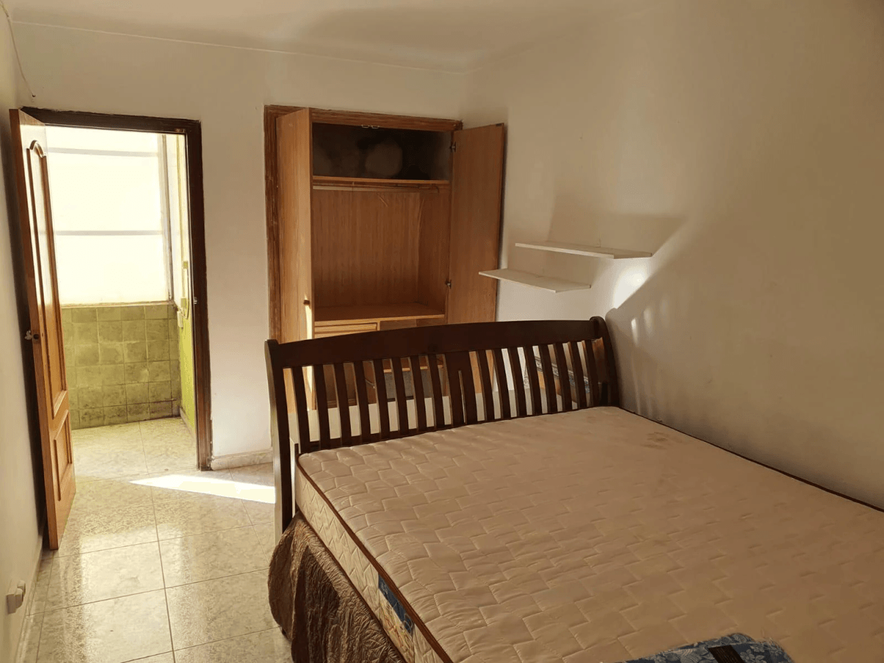 Spacious Apartment with Great Potential 5 Minutes from Ibiza