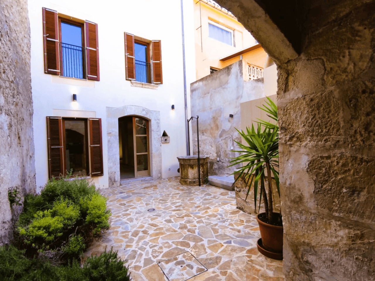 Renovated village house with pool and views of nature in Campanet