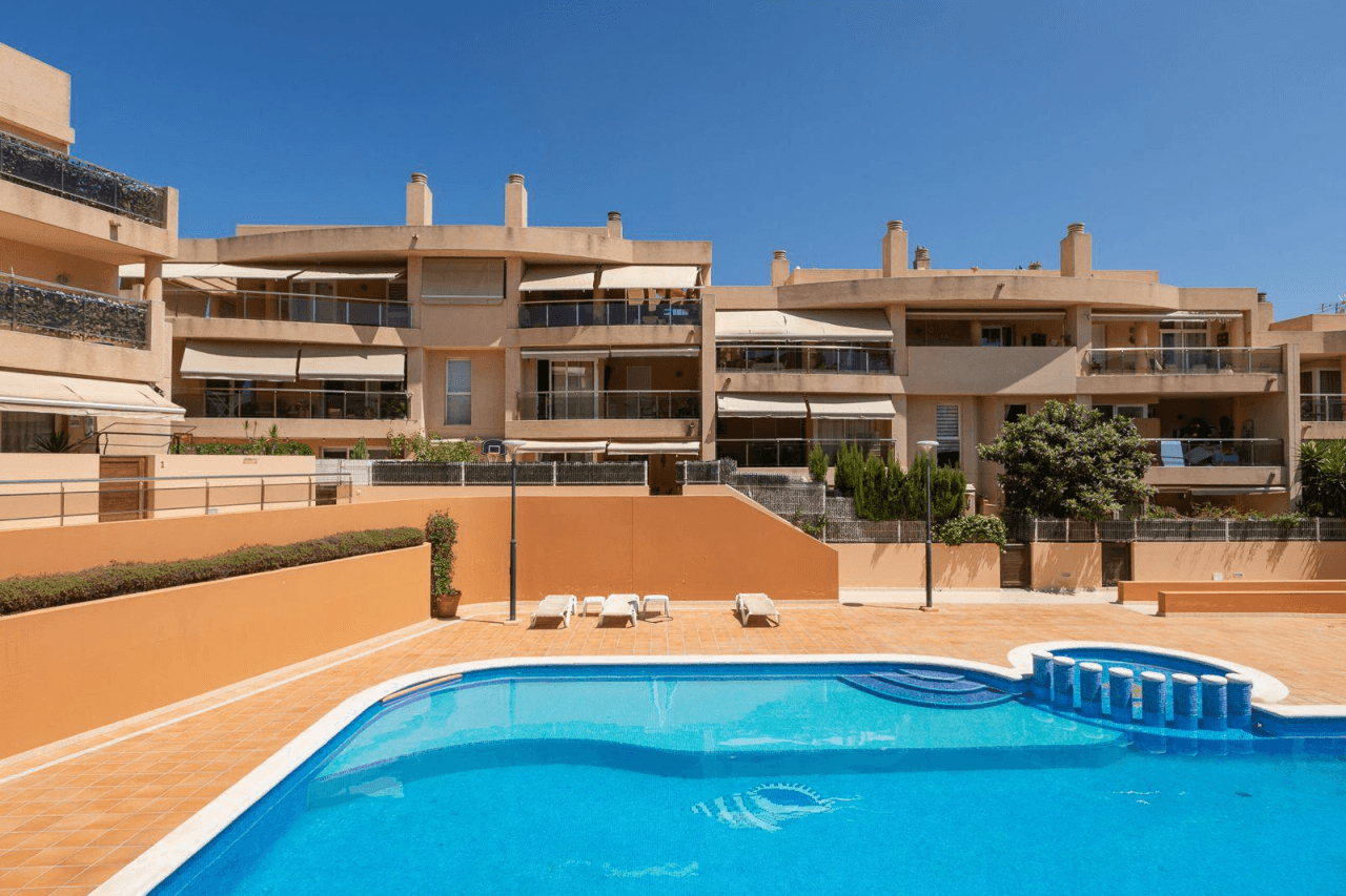 Exclusive Ground Floor with Spacious Terraces