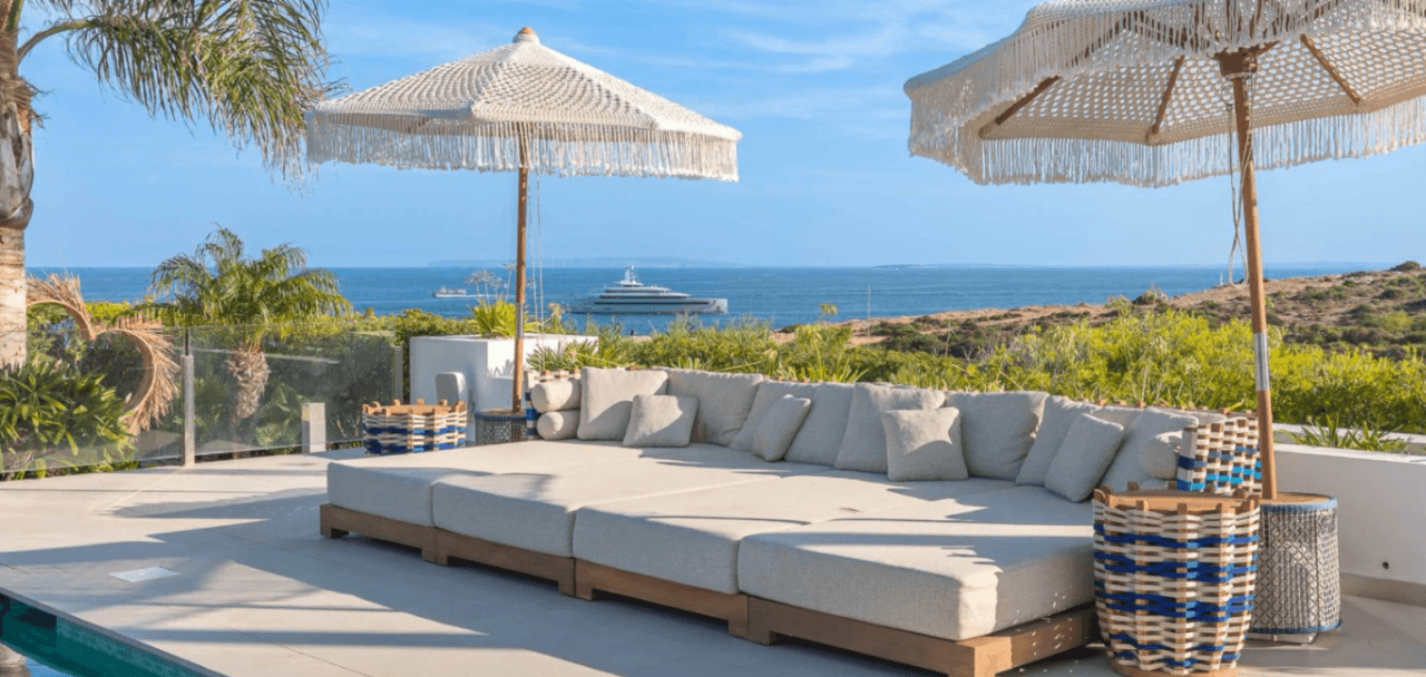 Exceptional luxury villa facing the sea with panoramic views in Cap Martinet, Ibiza.