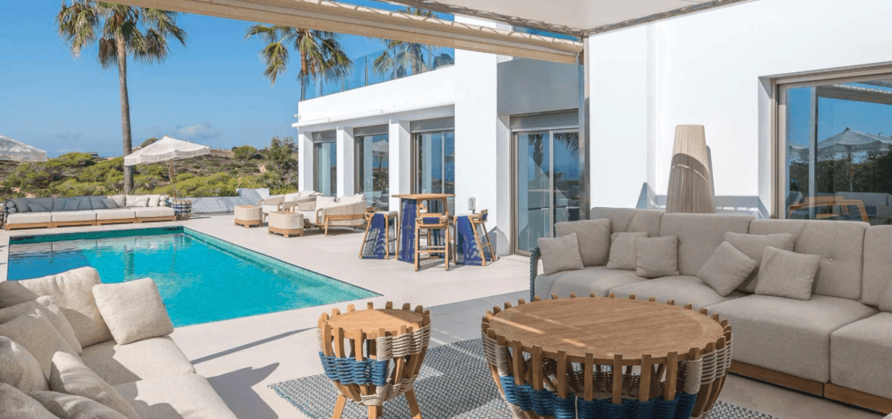 Exceptional luxury villa facing the sea with panoramic views in Cap Martinet, Ibiza.