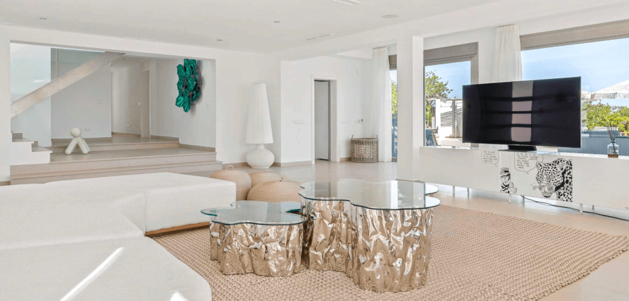 Exceptional luxury villa facing the sea with panoramic views in Cap Martinet, Ibiza.