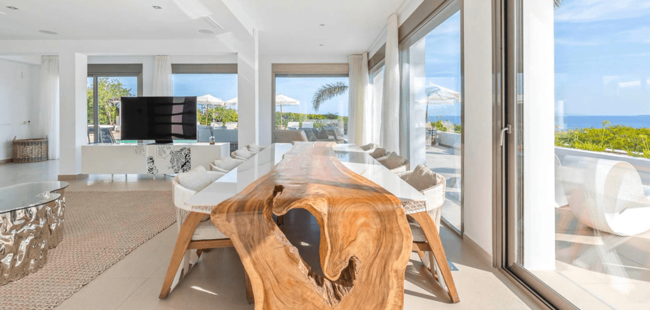 Exceptional luxury villa facing the sea with panoramic views in Cap Martinet, Ibiza.