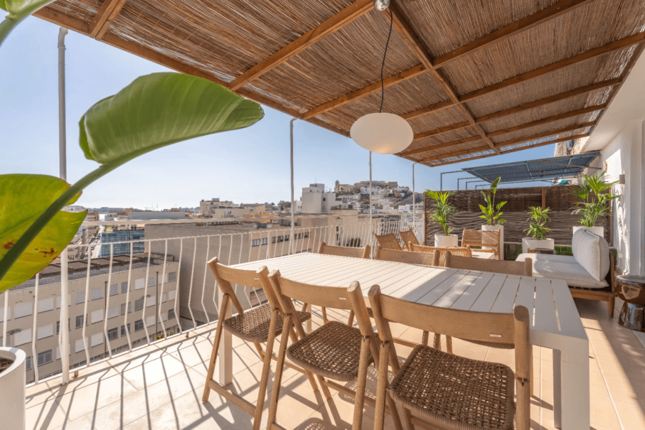 APPARTEMENT IN IBIZA STAD