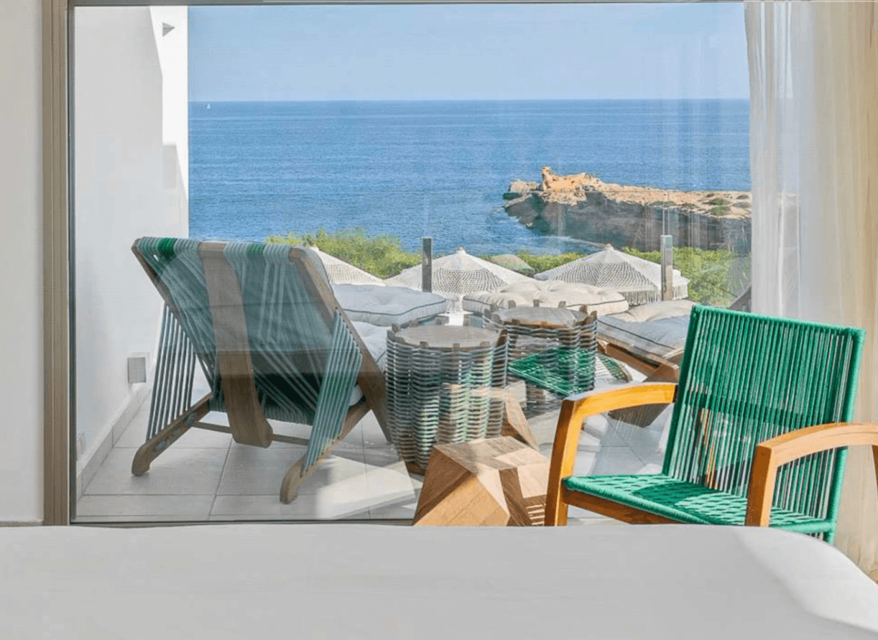 Exceptional luxury villa facing the sea with panoramic views in Cap Martinet, Ibiza.
