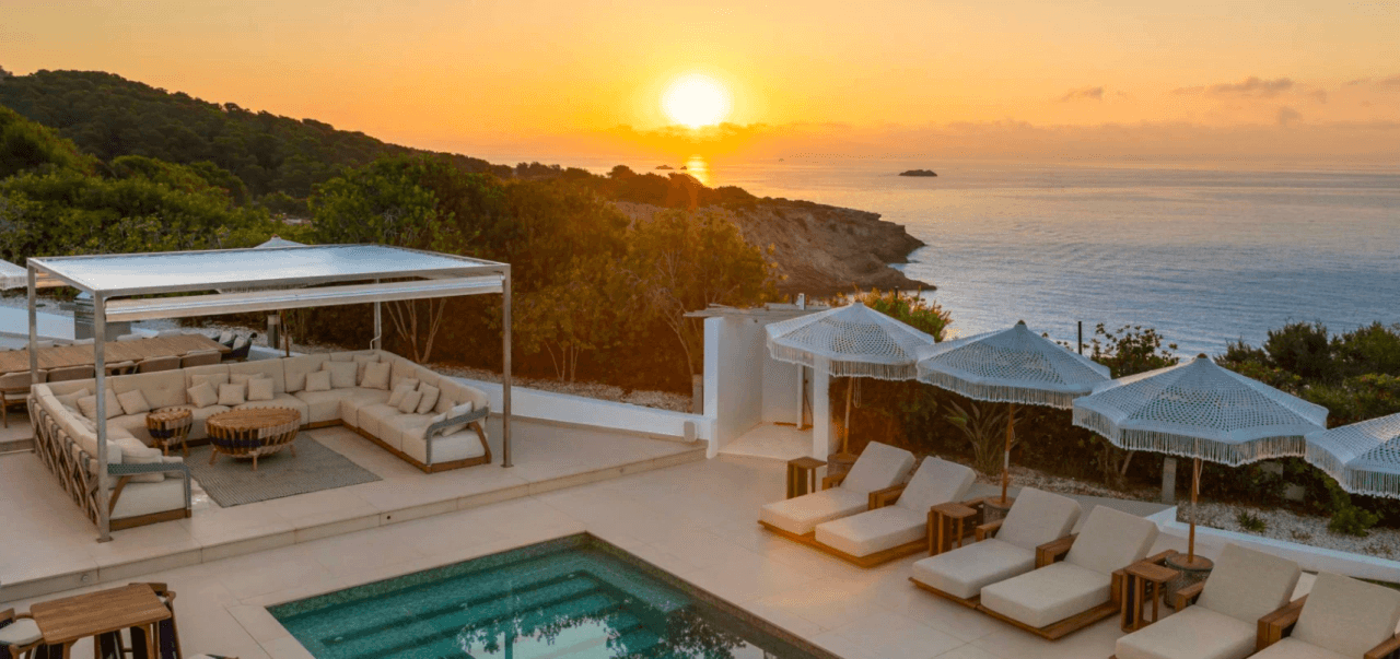 Exceptional luxury villa facing the sea with panoramic views in Cap Martinet, Ibiza.