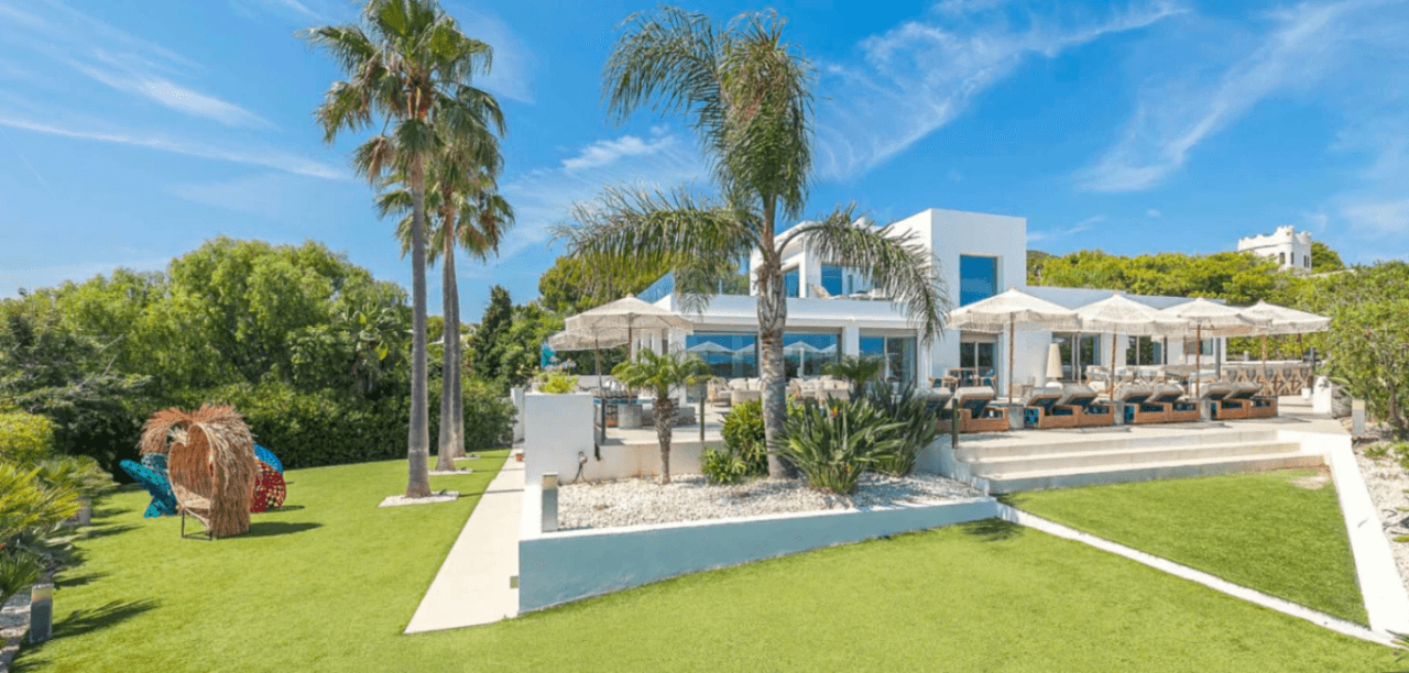 Exceptional luxury villa facing the sea with panoramic views in Cap Martinet, Ibiza.