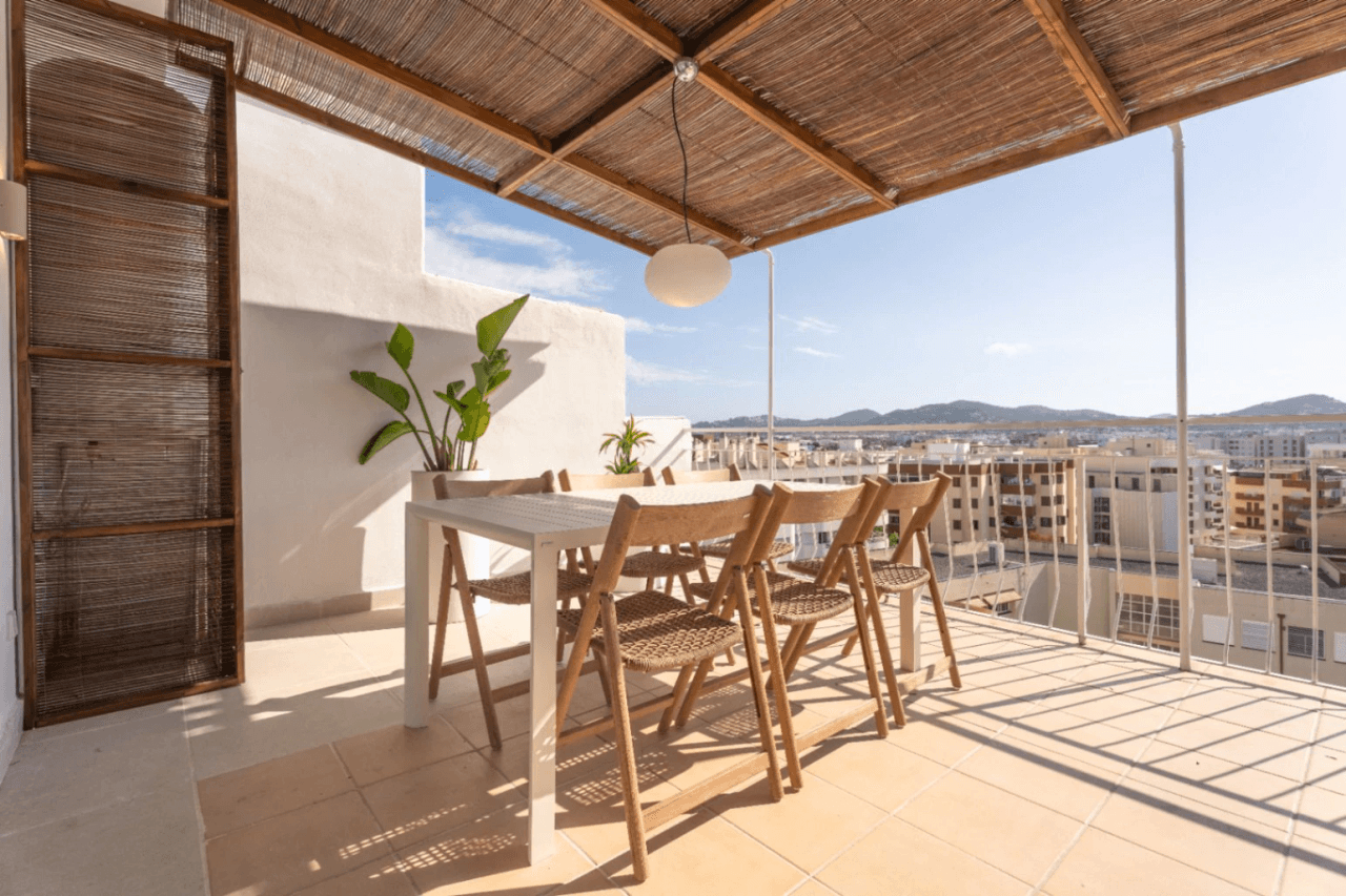 APPARTEMENT IN IBIZA STAD