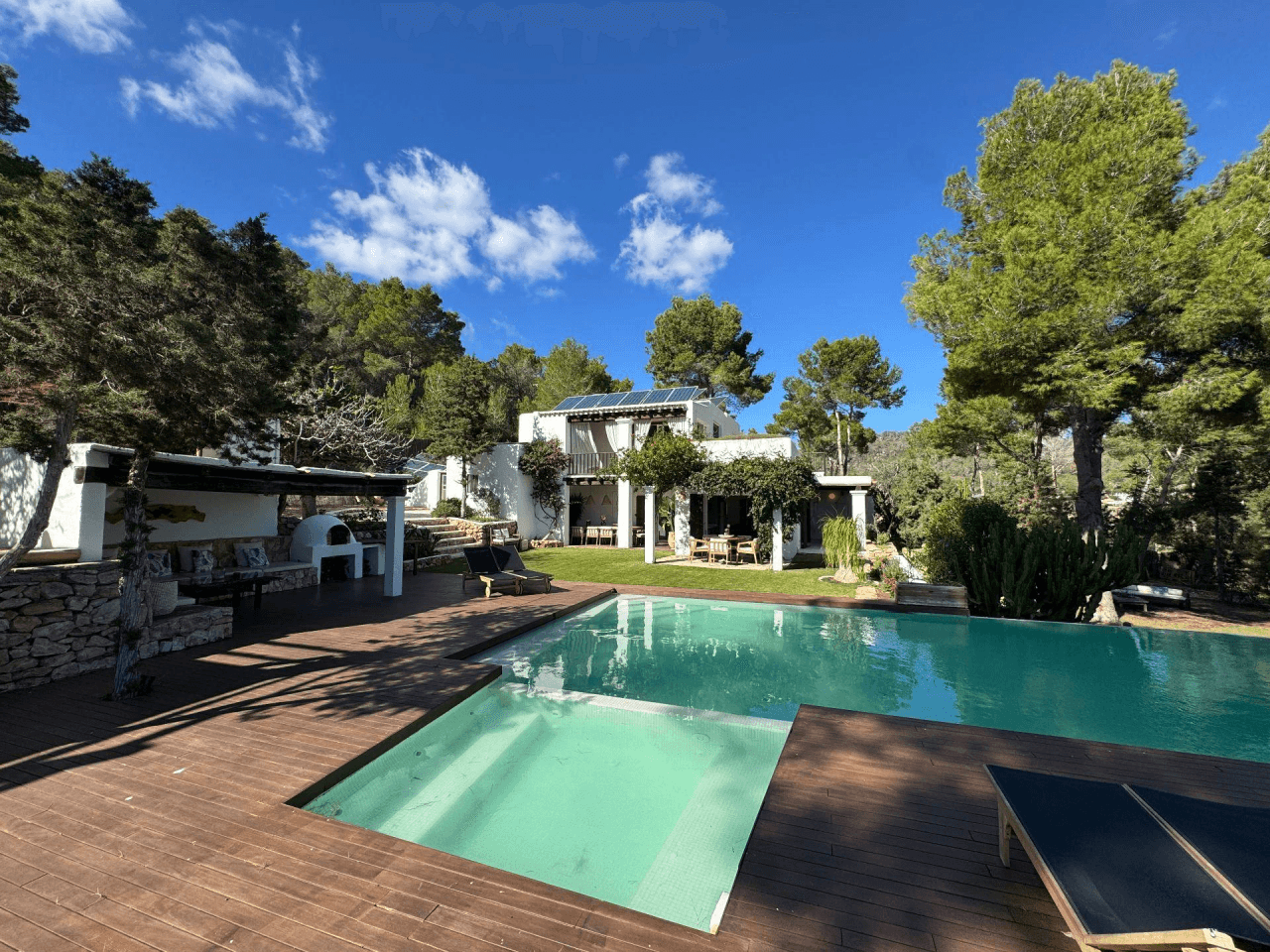 Una villa de lujo con alma mediterránea en Sant Josep de sa Talaia