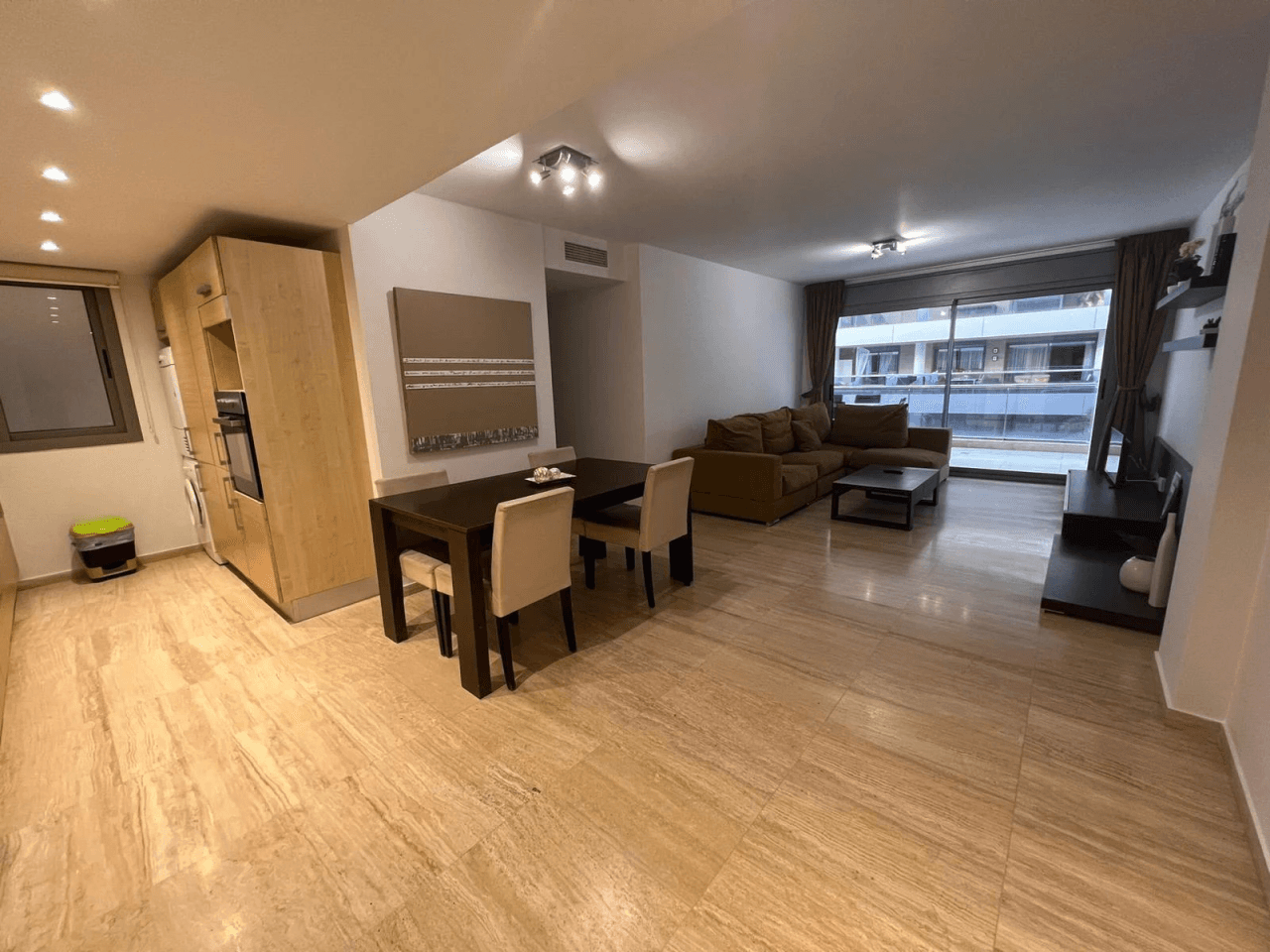Appartement lumineux avec terrasse et piscine à Marina Ibiza