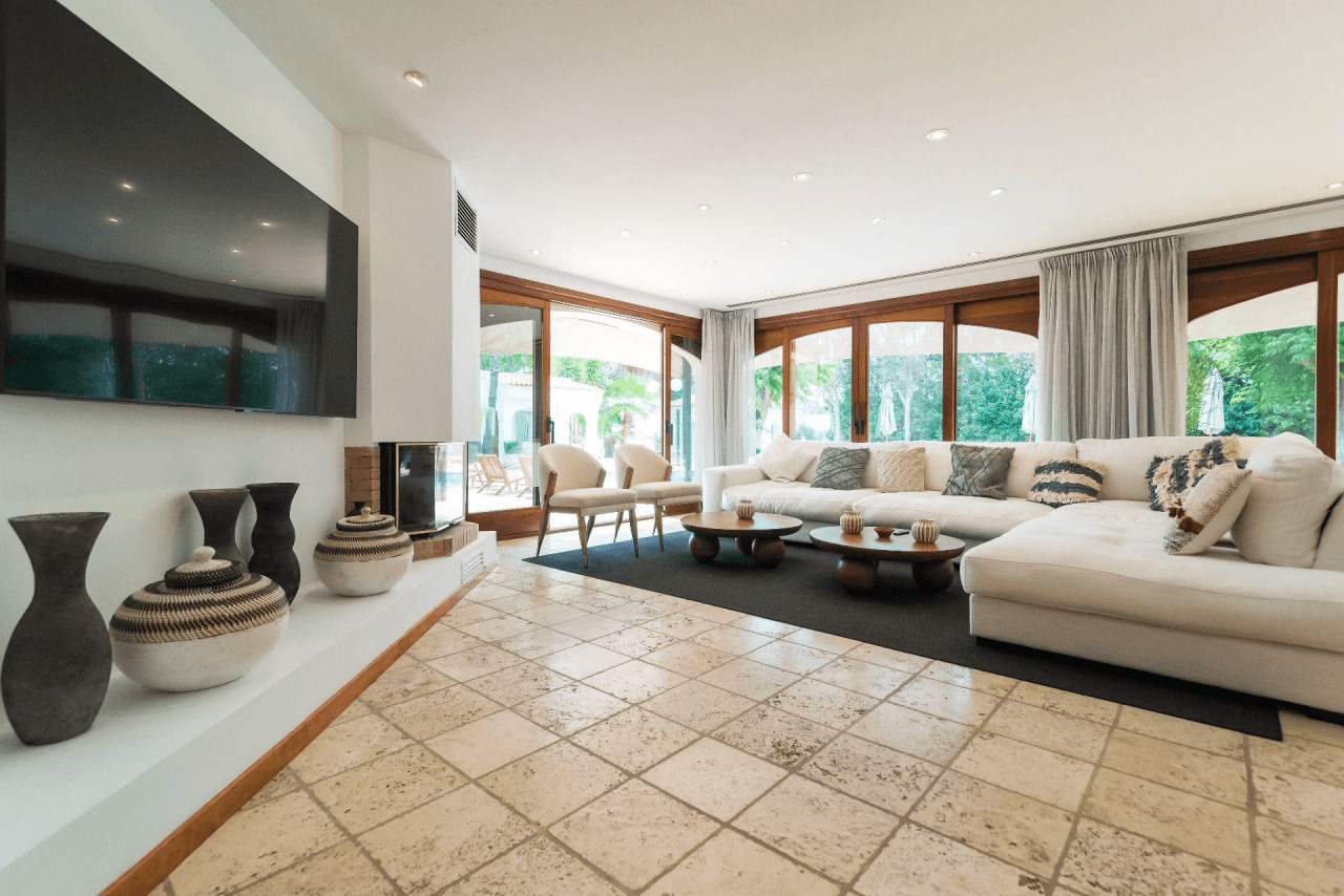 Brand new renovated luxury villa for sale in Santa Eulalia.