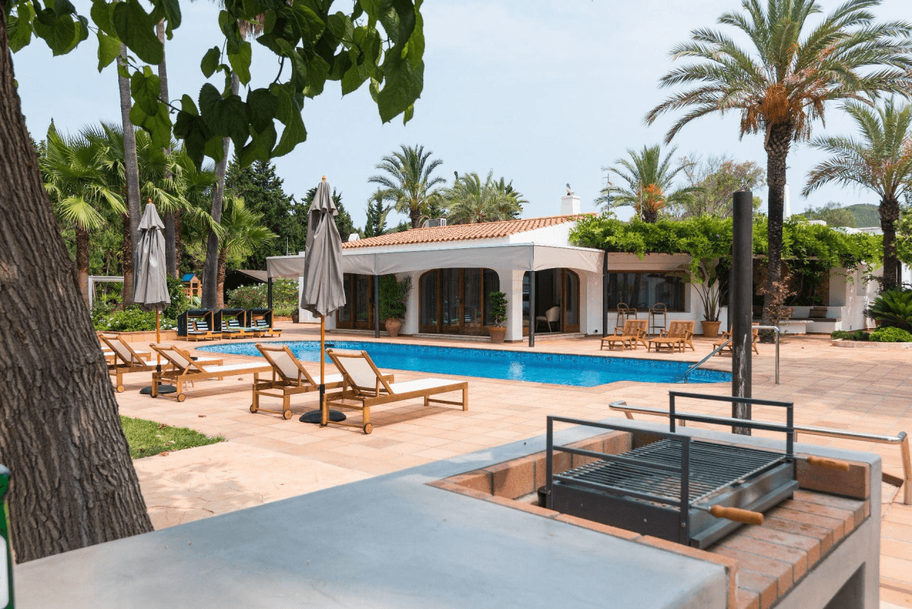 Brand new renovated luxury villa for sale in Santa Eulalia.