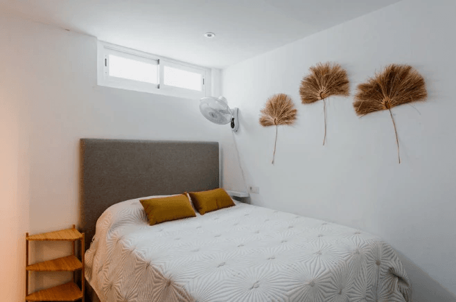 Exclusivo Adosado con Vistas al Mar, Jacuzzi en Rooftop y Atardeceres de Ensueño en Cala Tarida