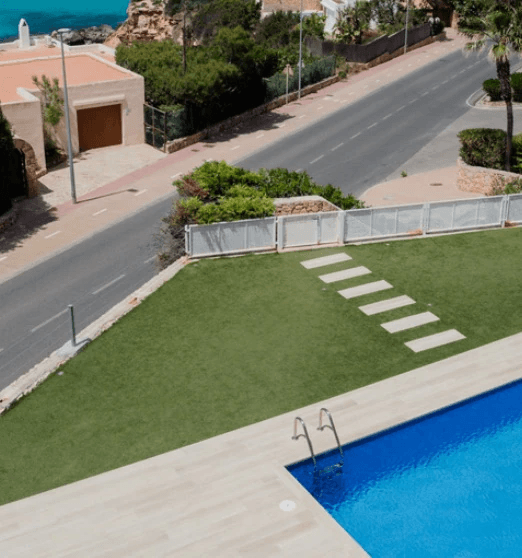 Exclusivo Adosado con Vistas al Mar, Jacuzzi en Rooftop y Atardeceres de Ensueño en Cala Tarida