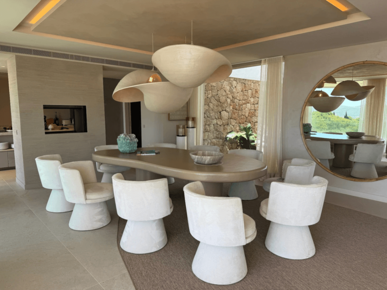 Exclusiva villa de nueva construcción con vistas al mar – Alquiler de verano en Ibiza