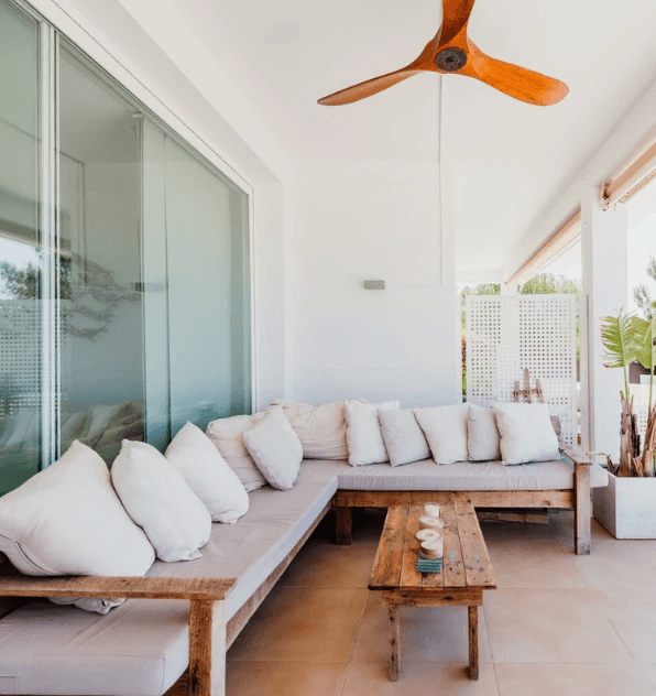 Exclusivo Adosado con Vistas al Mar, Jacuzzi en Rooftop y Atardeceres de Ensueño en Cala Tarida