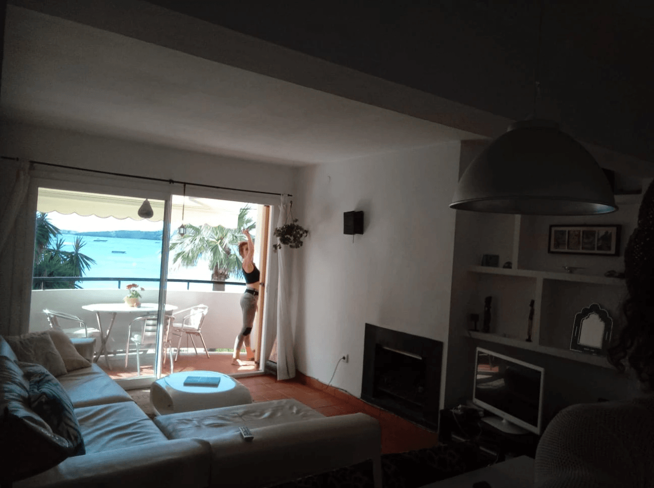 ALQUILER DE TEMPORADA – APARTAMENTO MODERNO DISPONIBLE HASTA NOVIEMBRE EN CAP MARTINET