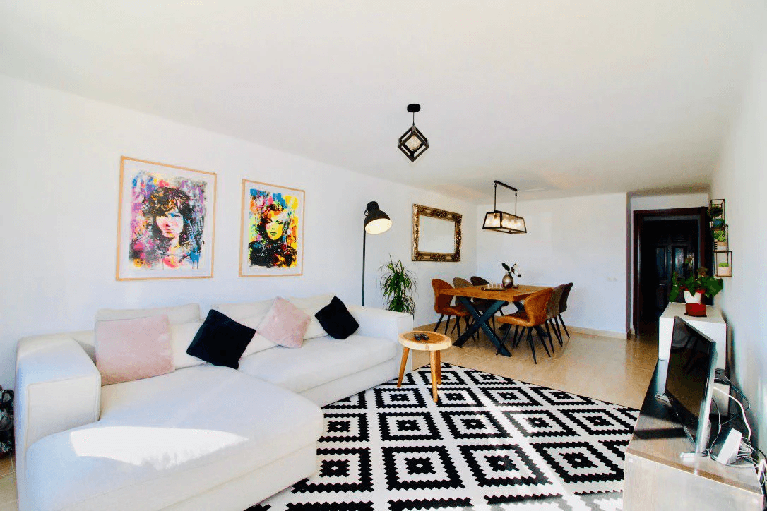 Precioso apartamento reformado de 2 dormitorios en Pueblo Espárragos, Cala Llonga