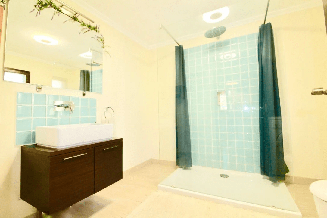 Precioso apartamento reformado de 2 dormitorios en Pueblo Espárragos, Cala Llonga