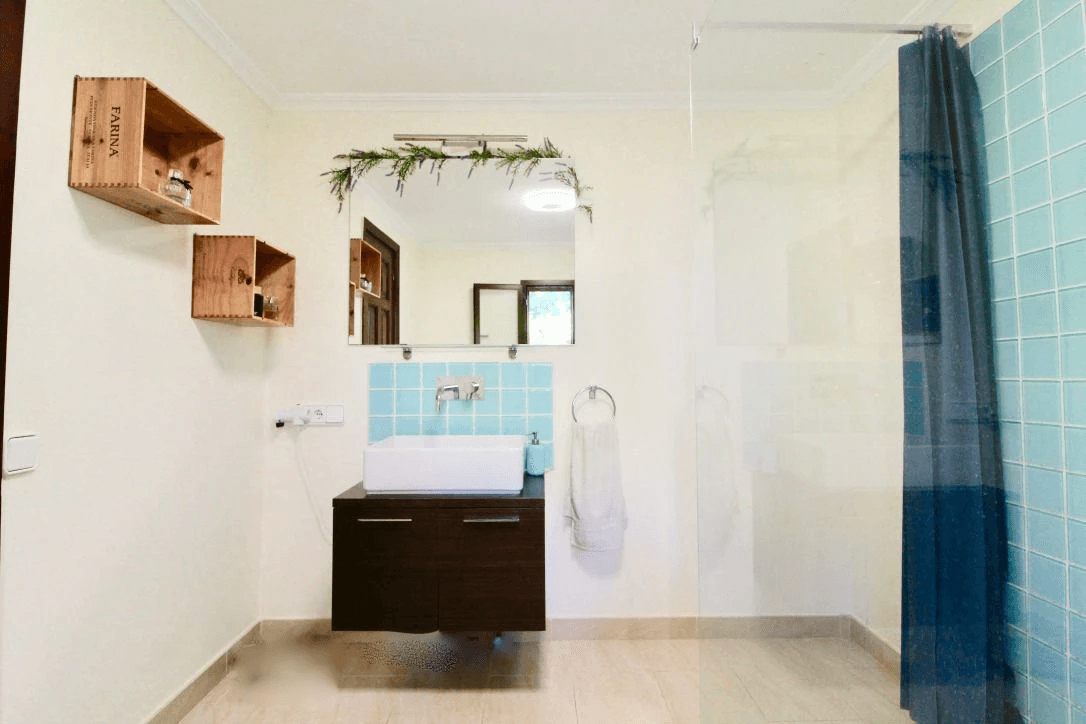 Precioso apartamento reformado de 2 dormitorios en Pueblo Espárragos, Cala Llonga