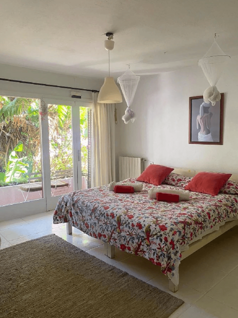 Villa en alquiler con vistas al mar y amplias zonas exteriores